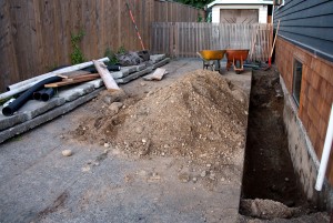 drainage report: digging up our yard : CHEZERBEY