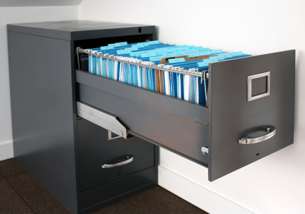 file cabinet : CHEZERBEY